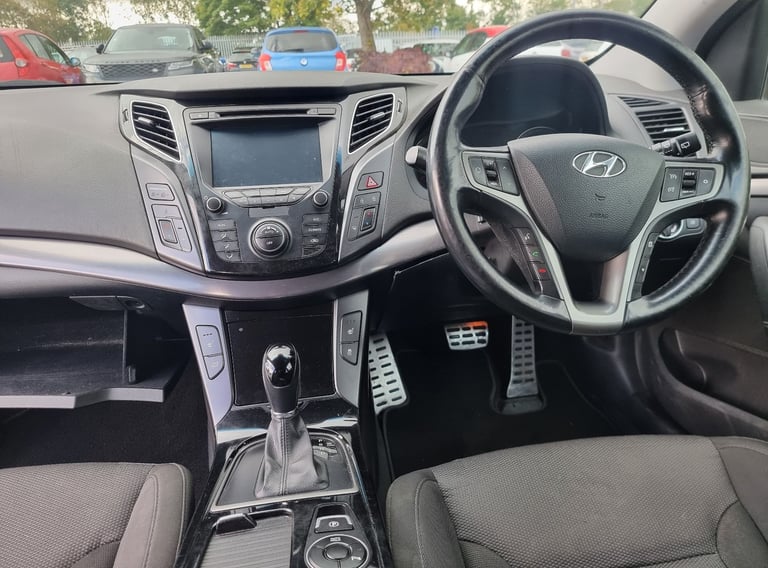 AUTOMATIC Hyundai i40 Tourer,HEATED SEATS,LOW TAX,REVERSE CAMERA,CHEAP TO RUN
