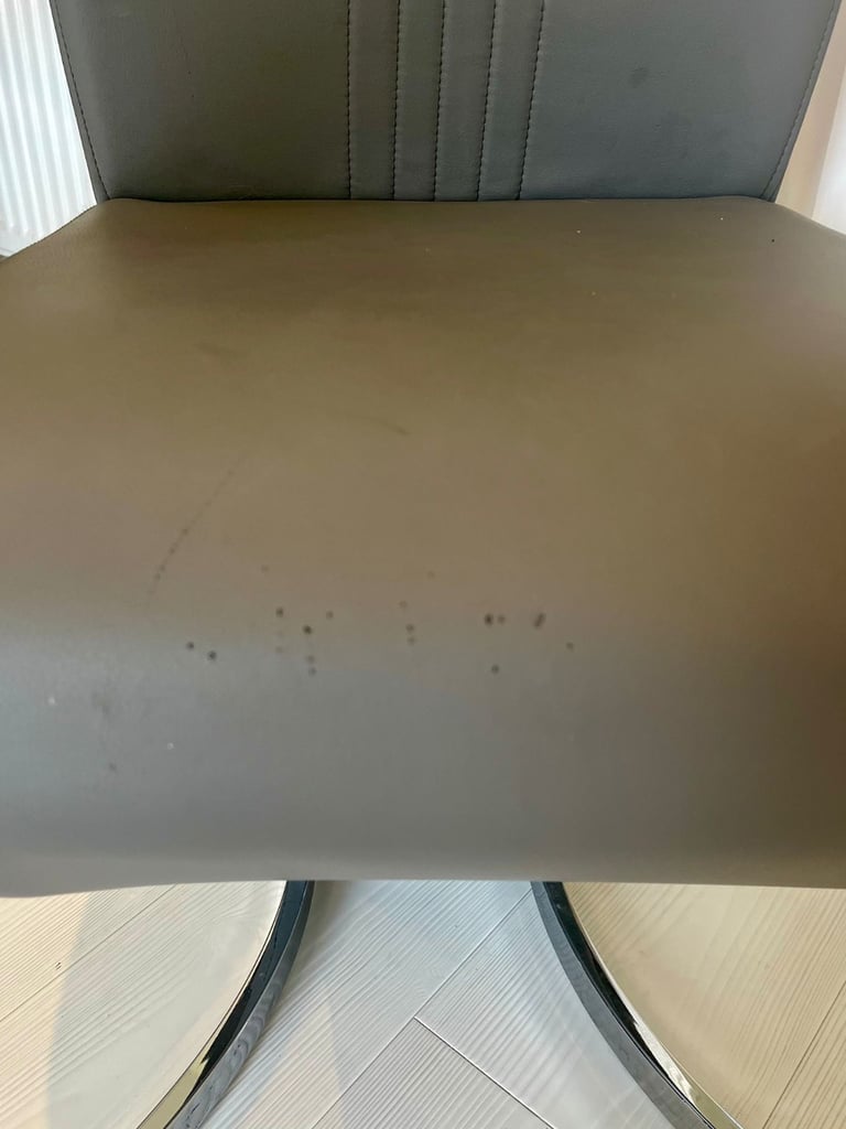 Glass Dining table with 6 chairs