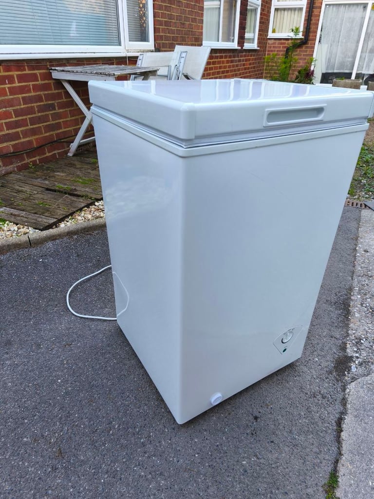 Chest Freezer CURRYS * Like New * A+ Class