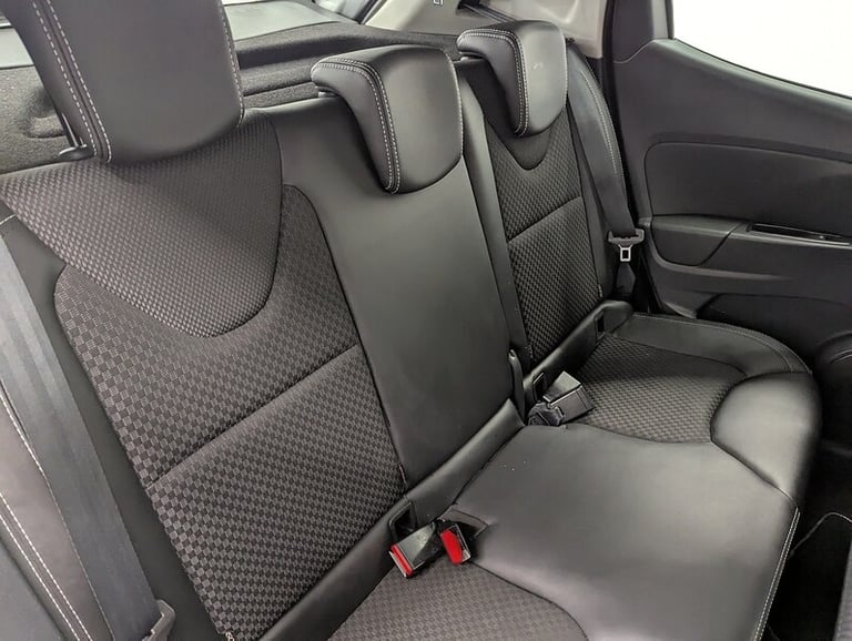 2018 Renault Clio TCe Dynamique S Nav Hatchback Petrol Manual