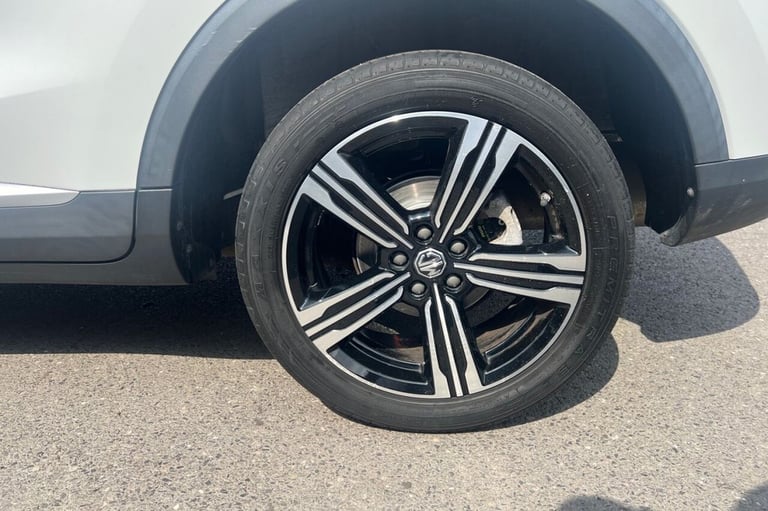 2020 20 MG MG ZS 1.5 VTI-TECH EXCLUSIVE SUV 5DR PETROL MANUAL EURO 6 (S/S) (106 