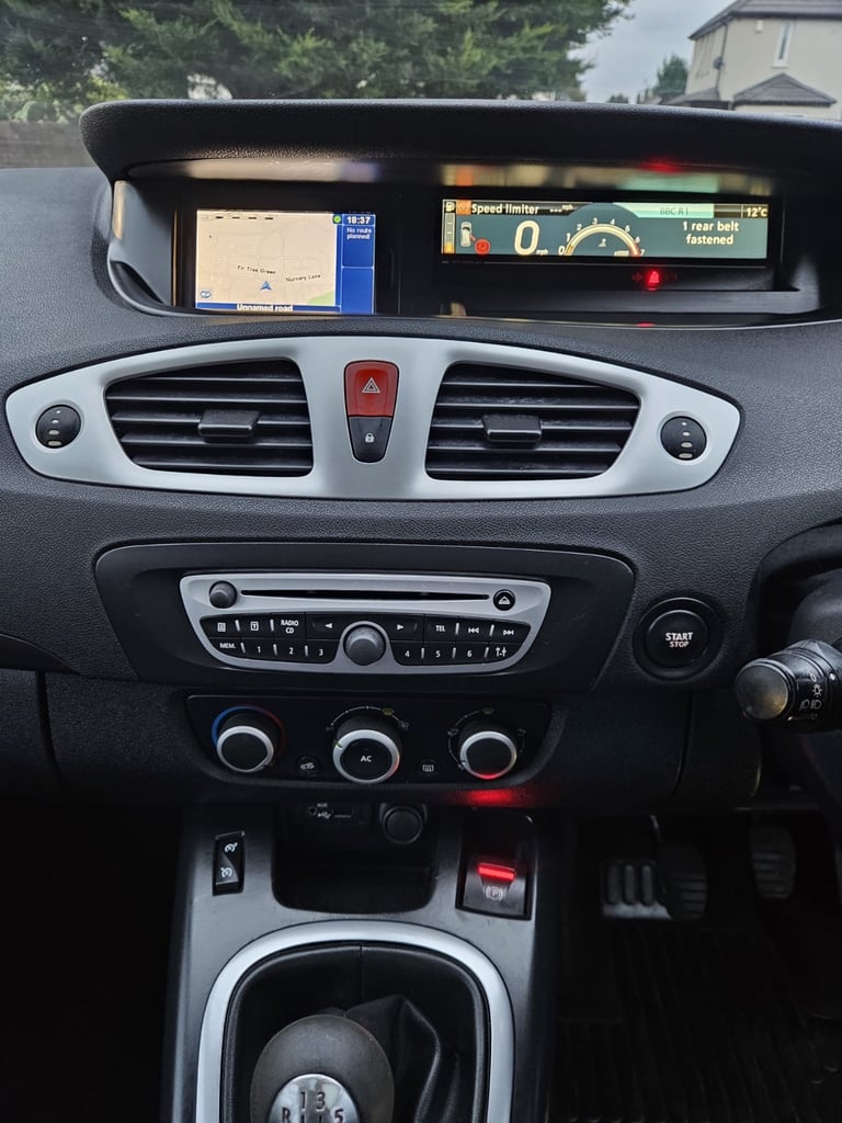Renault Scenic 💦💧1.6 16v VVT Dynamique Facelift model 115 bhp Hpi clear Great car (2010 60)