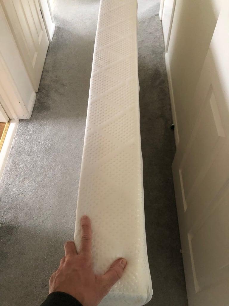 Single bed metress