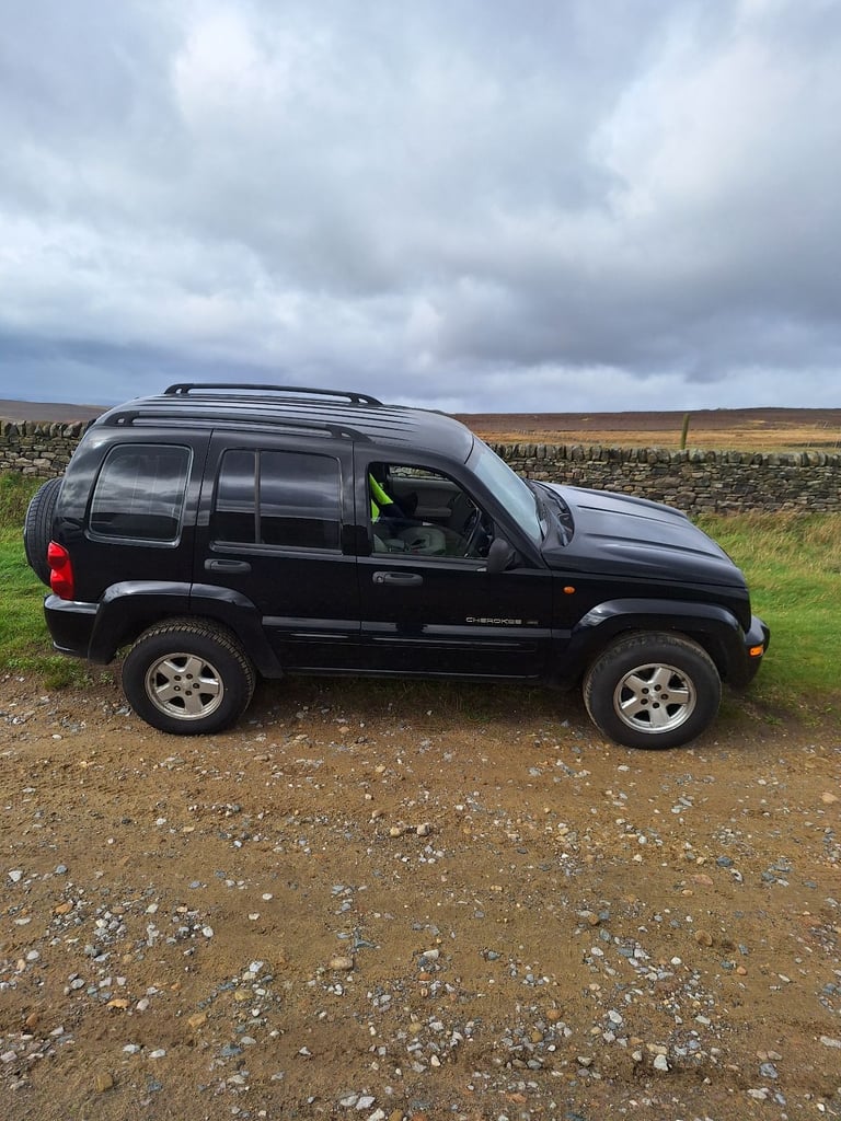 Jeep 4x4 KJ . Swap or px 
