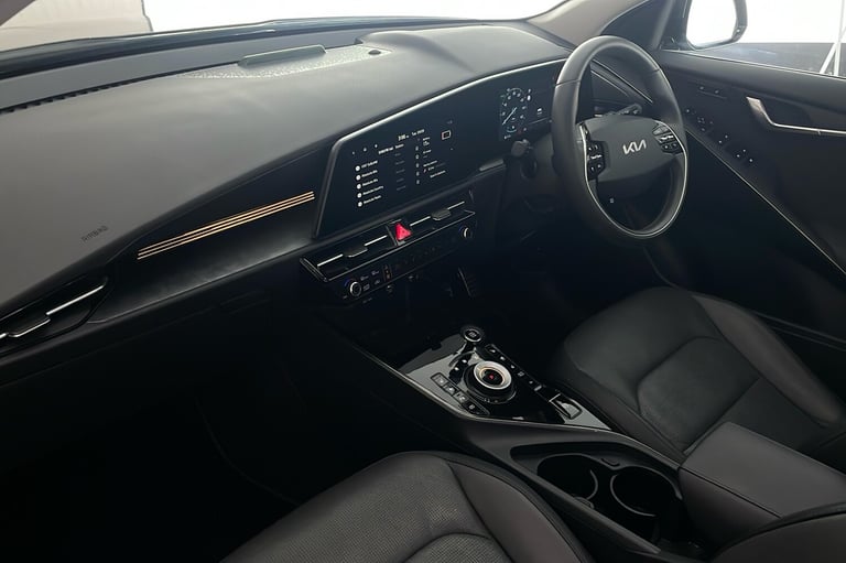  Kia Niro Plug In Hybrid 1.6 Gdi 11.1kwh 4 Suv 5dr Petrol Plug In Hybrid Dct