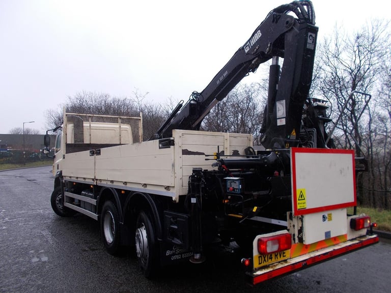 2014 (14) LEYLAND DAF CF 330 FLATBED WITH CRANE & BRICK GRAB. REAR LIFT STEER
