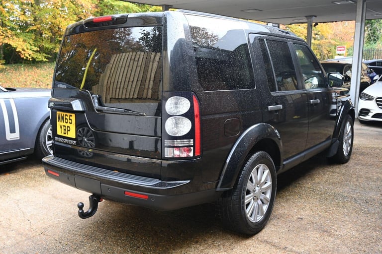 2016 Land Rover Discovery 4 3.0 SD V6 SE Auto 4WD 5dr PANEL VAN Diesel Automatic