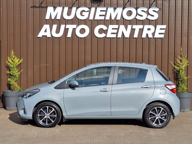 TOYOTA YARIS 1.5 VVT-h Icon Tech 2019