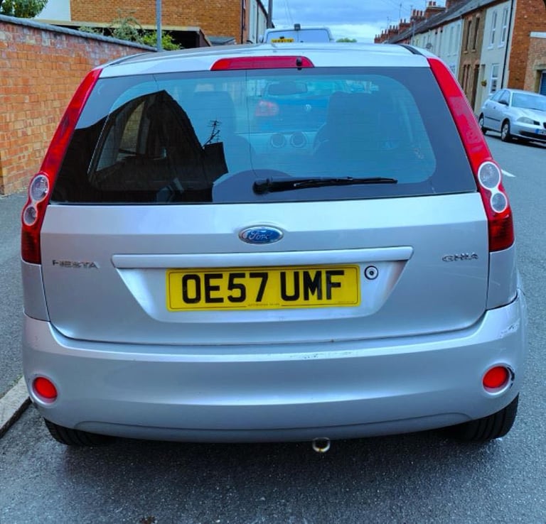 Fiesta AUTOMATIC 12Month Mot leather seats 