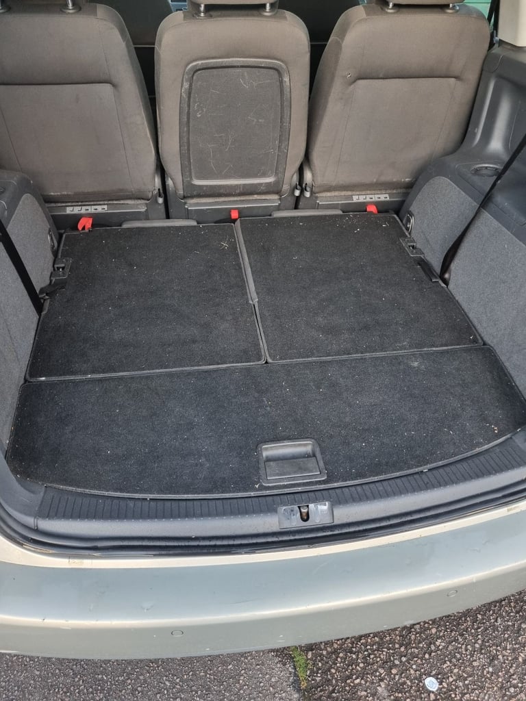 Volkswagen, TOURAN, MPV, 2015, Semi-Auto, 1598 (cc), 5 doors