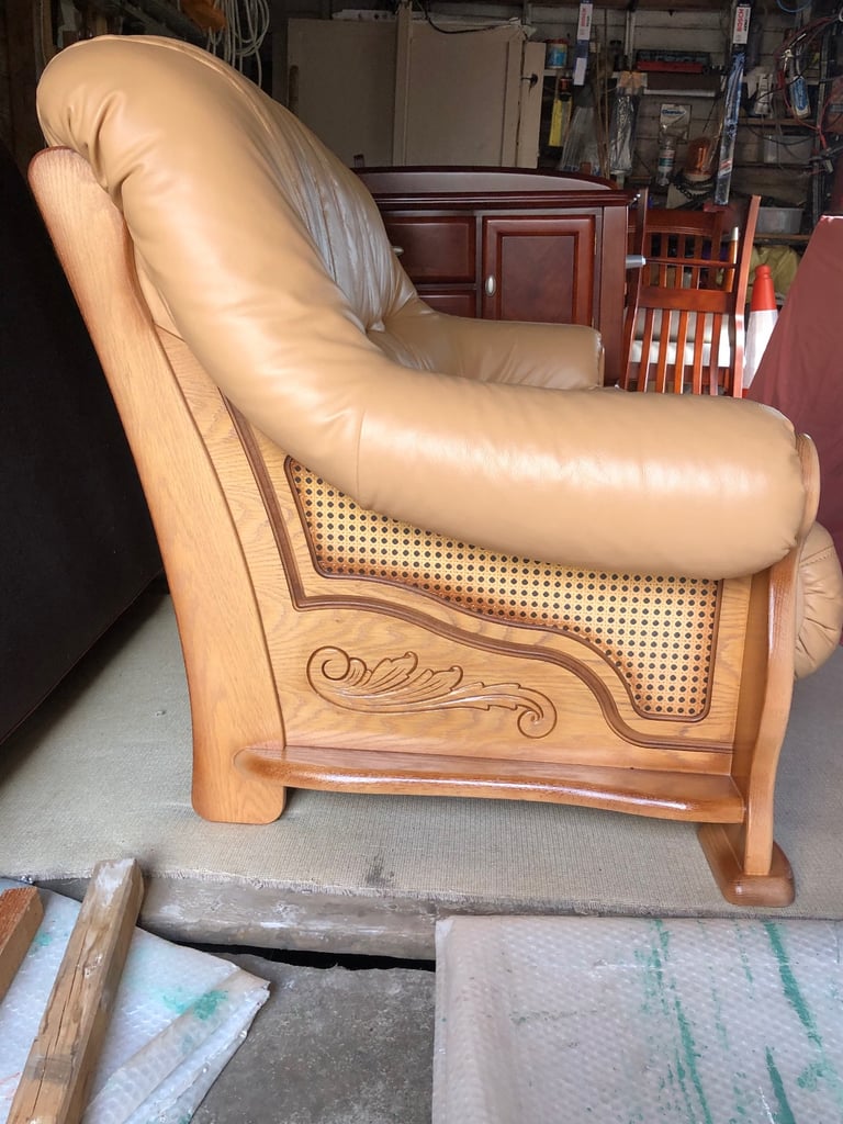 LEATHER SOFA
