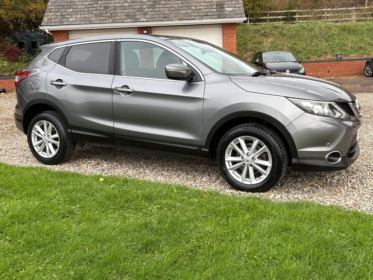 2014 Nissan Qashqai 1.5 dCi Acenta Premium 5dr HATCHBACK Diesel Manual