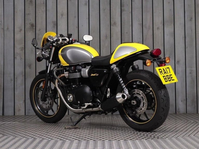 2017 17 TRIUMPH STREET CUP 900