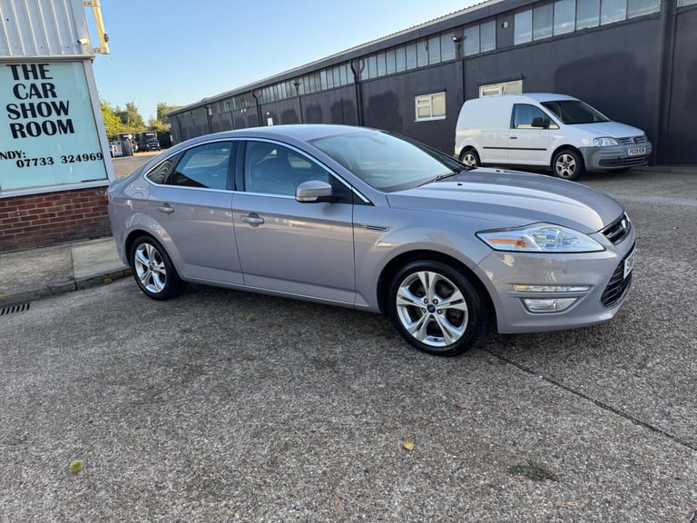 2012 Ford Mondeo 1.6 TDCi ECOnetic Titanium X Euro 5 (s/s) 5dr HATCHBACK Diesel Manual