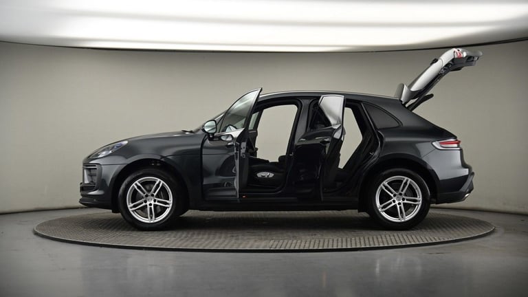 2023 Porsche Macan 2.0T PDK 4WD Euro 6 (s/s) 5dr SUV Petrol Automatic