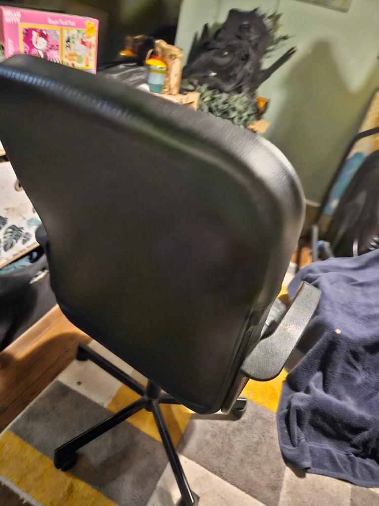 Desk Chair 