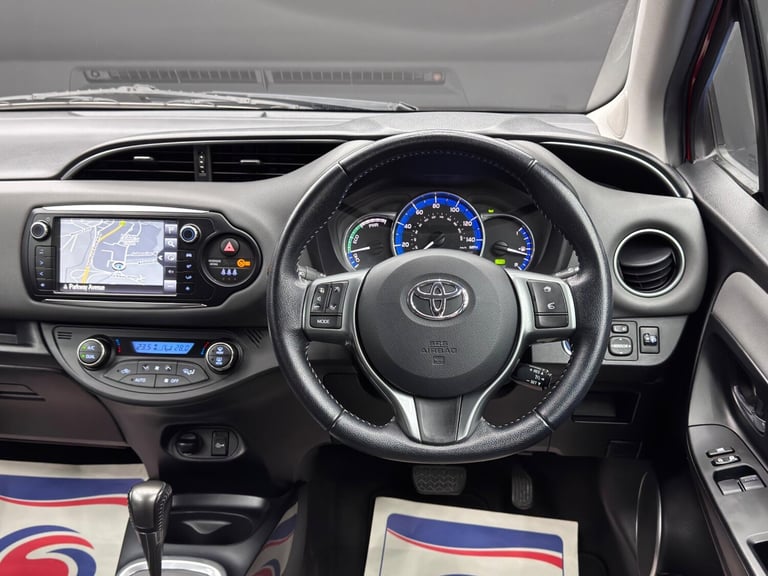2015 Toyota Yaris 1.5 Hybrid Icon 5dr CVT HATCHBACK PETROL/ELECTRIC Automatic