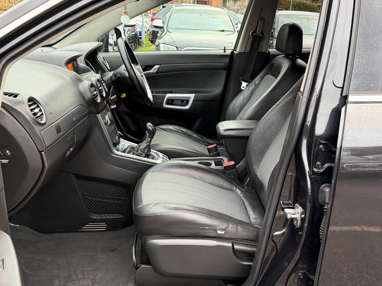 2015 Vauxhall Antara 2.2 CDTi Exclusiv 2WD Euro 5 (s/s) 5dr HATCHBACK Diesel Manual