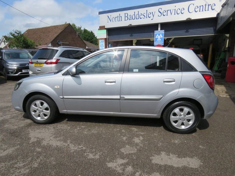 2011 Kia Rio 1.4 2 IPD 5dr HATCHBACK Petrol Manual