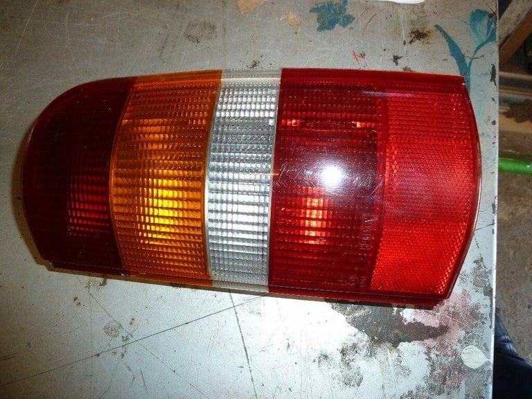 o/side rear light for escort van mk 5/6/7
