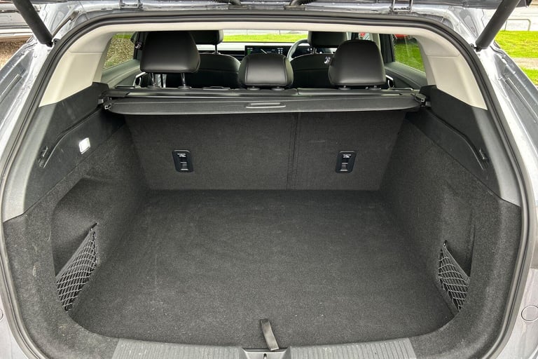 2025 MG MG HS 1.5 T-GDI Trophy 5dr ESTATE PETROL Manual