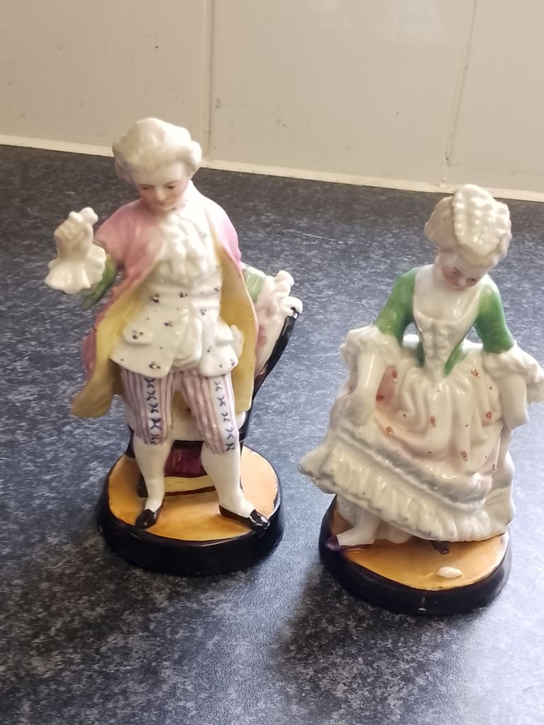 image for GERMAN POTTERY 1410 MAN AND WOMAN RED FACES.  ORIGINALS