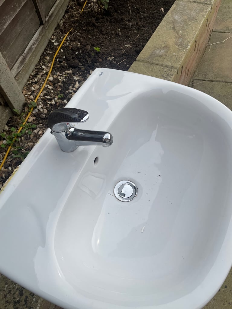 Roca bathroom sink