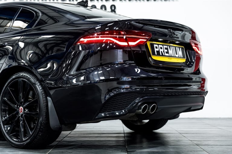 2021 Jaguar XE 2.0 D200 R-Dynamic SE 4dr Auto SALOON DIESEL Automatic