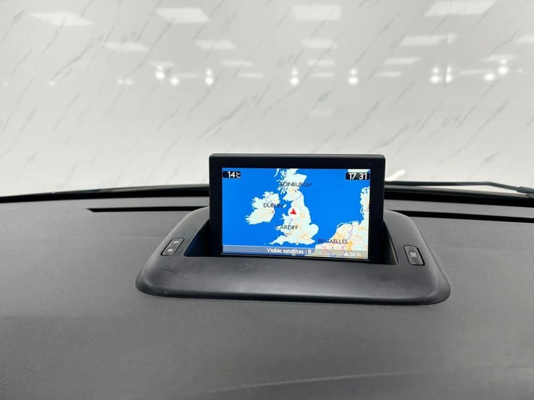 2015 Peugeot 3008 *AUTO!* 1.6 BlueHDi Allure SUV 5dr Diesel ETG Euro 6 (s/s) (120 ps) 2 FORME HAT...