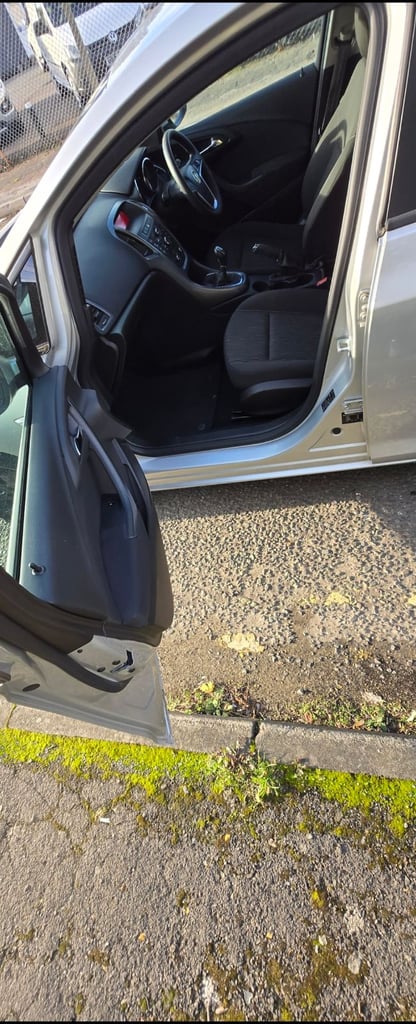 Vauxhall, ASTRA, Hatchback, 2014, Manual, 1398 (cc), 5 doors