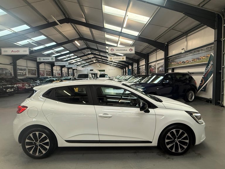 2022 Renault Clio 1.0 TCe Evolution Euro 6 (s/s) 5dr HATCHBACK Petrol Manual