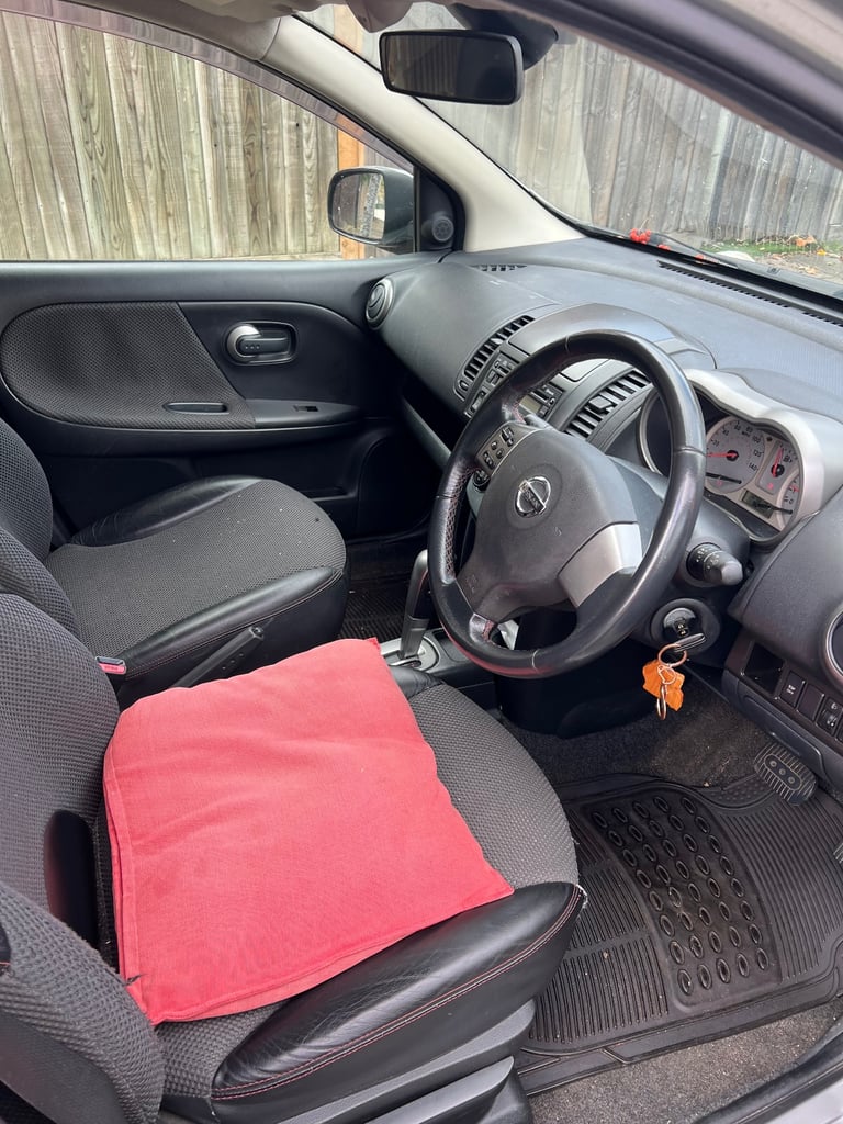 Nissan NOTE 1.6  - AUTOMATIC - CHEAP - £1200 ono 