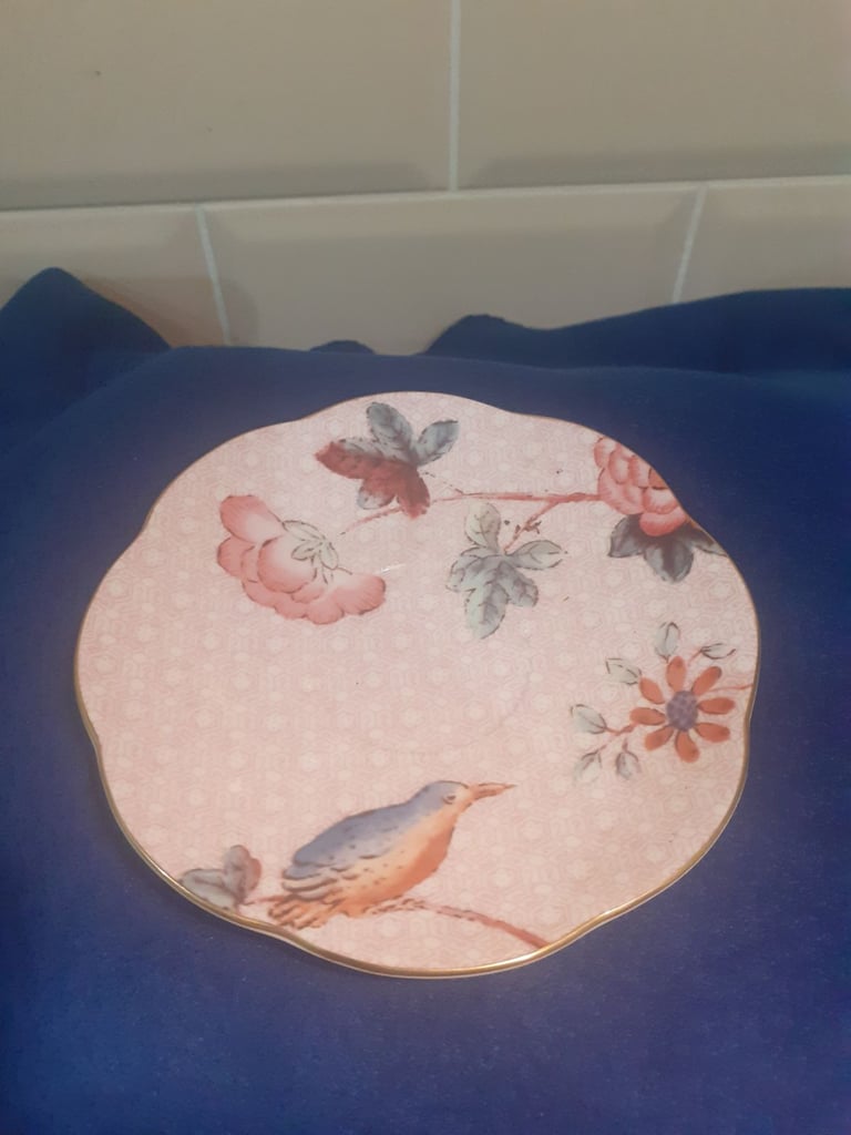 Beautiful Wedgwood China Cuckoo Cup & Saucer, Pink, Gold, Floral, Besutiful, Hallmarj, Unused