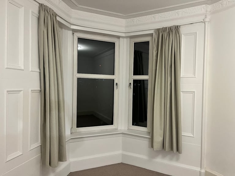 2 x black out Curtain set in excellent condition