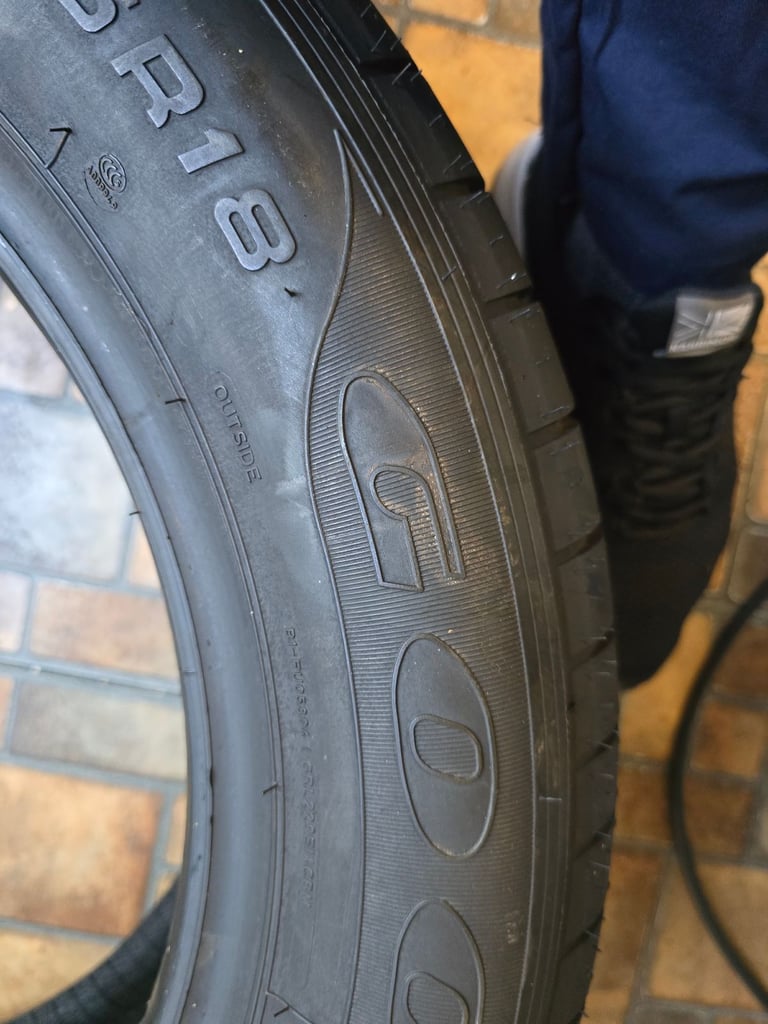Goodyear Eagle F1 255 55 18