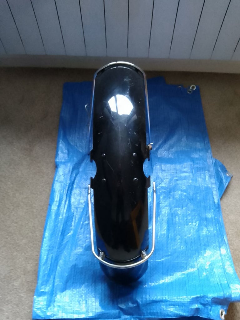 image for TRIUMPH BONNEVILLE/SCRAMBLER FRONT MUDGUARD