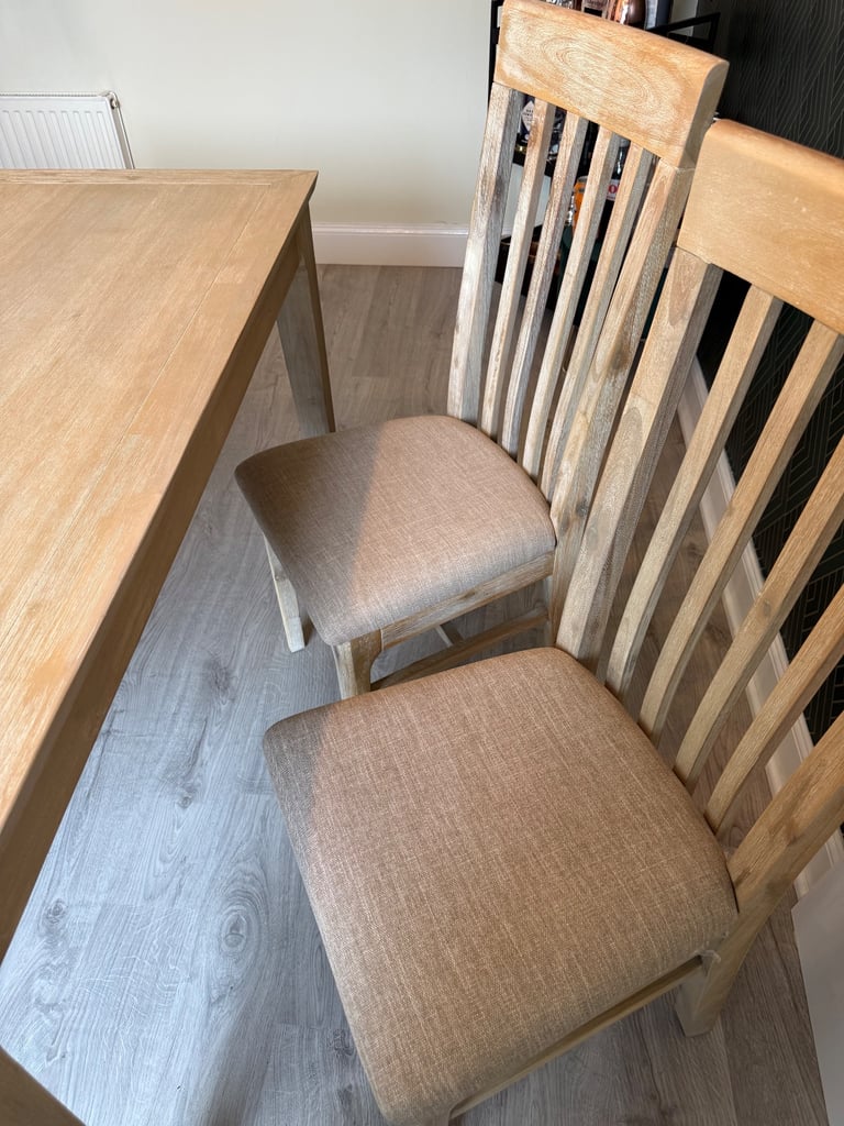 Designer rooms dining table 