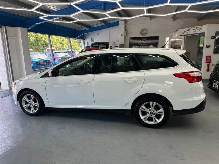 FORD FOCUS 1.6 TDCi Zetec 2014