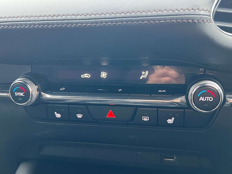 2021 Mazda Mazda3 2.0 e-SKYACTIV-G MHEV SE-L Lux Euro 6 (s/s) 5dr Hatchback Petrol Manual