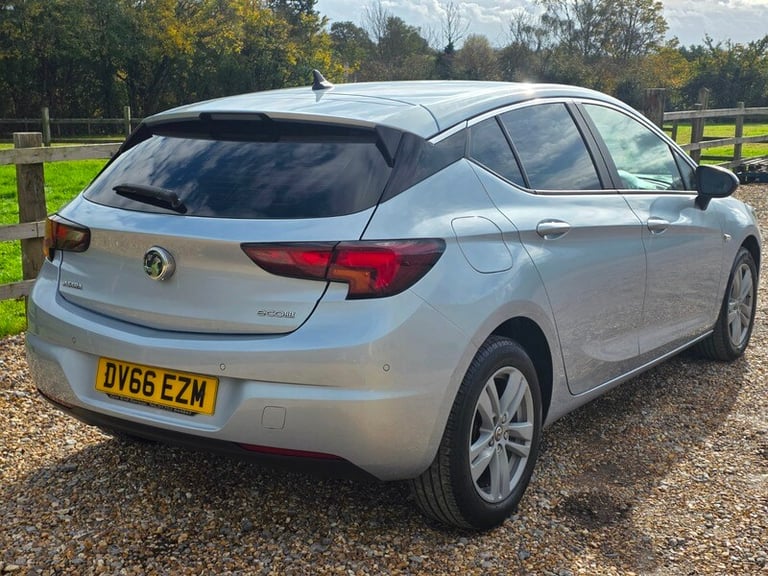 Vauxhall Astra TECH LINE CDTI ECOFLEX S/S