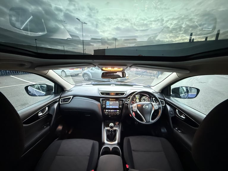 2015 Nissan Qashqai 1.5 dCi Acenta Premium 5dr HATCHBACK Diesel Manual