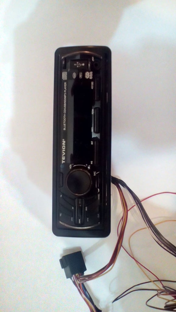 Tevion car cd player with Bluetooth