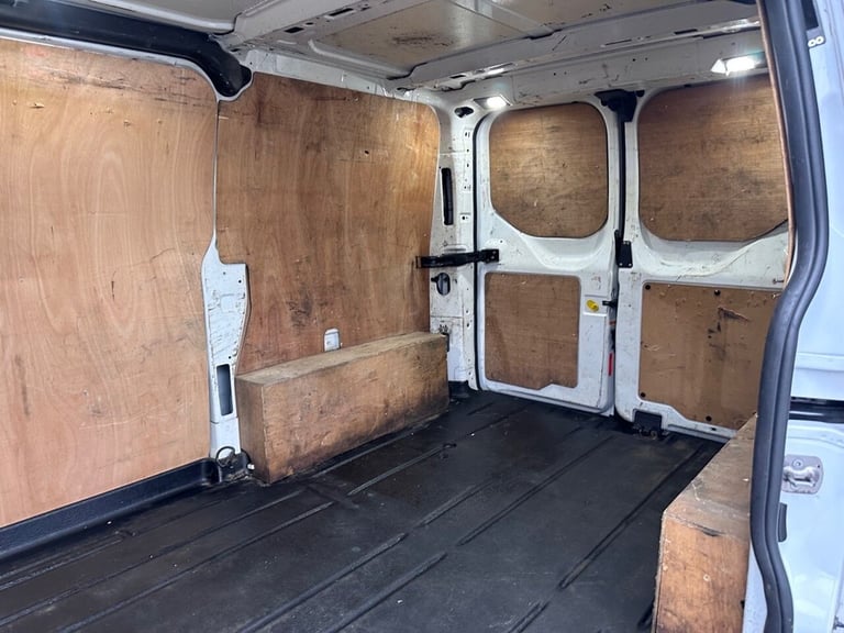 2021 Ford Transit Custom 2.0 300 EcoBlue Limited Panel Van 5dr Diesel Manual L1 H1 Euro 6 (s/s) (...