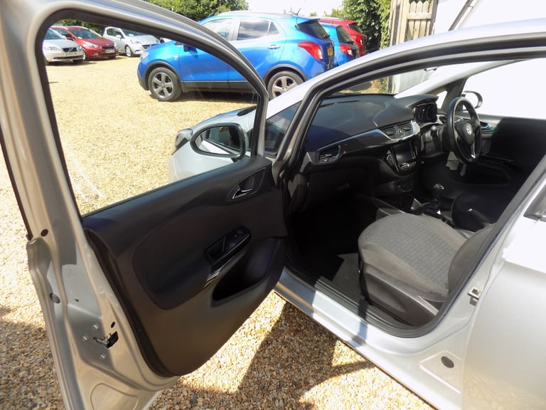 VAUXHALL CORSA 1.4 DESIGN. MORE PHOTOS AND VIDEO LINK ON OUR WEBSITE