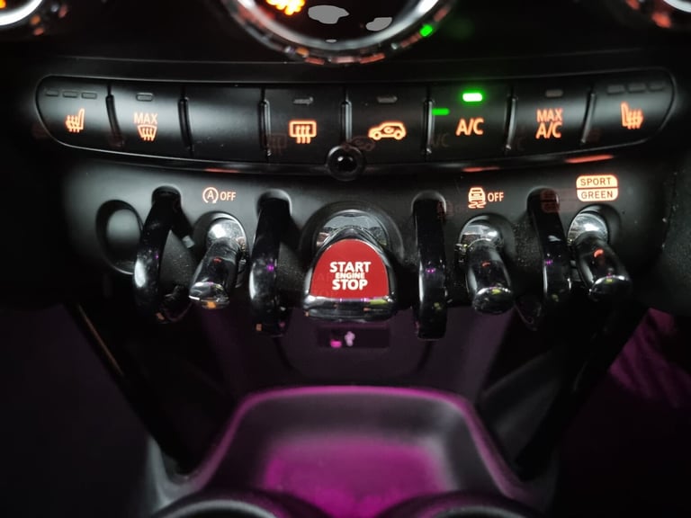 2019 MINI Hatch 2.0 Cooper S Sport II 3dr Auto HATCHBACK PETROL Automatic