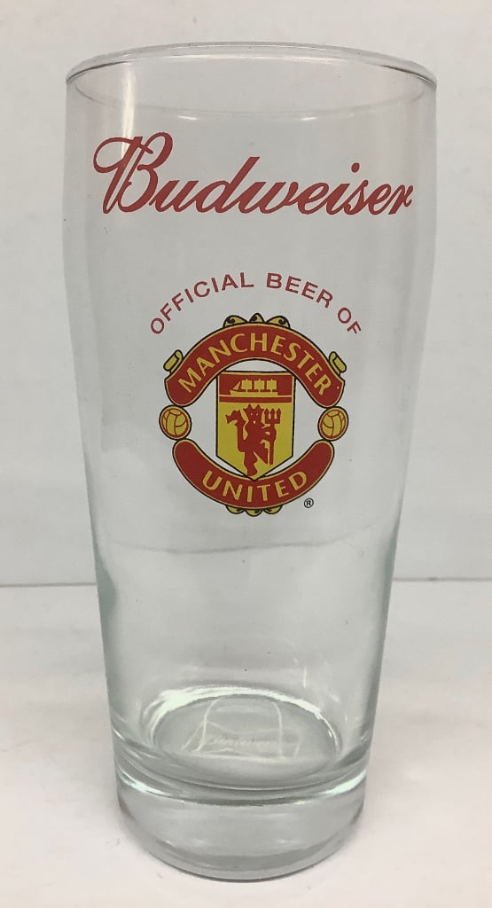 Wanted Manchester United Football Memorabilia Badges Rosettes Pennants Autographs Shirts Programmes