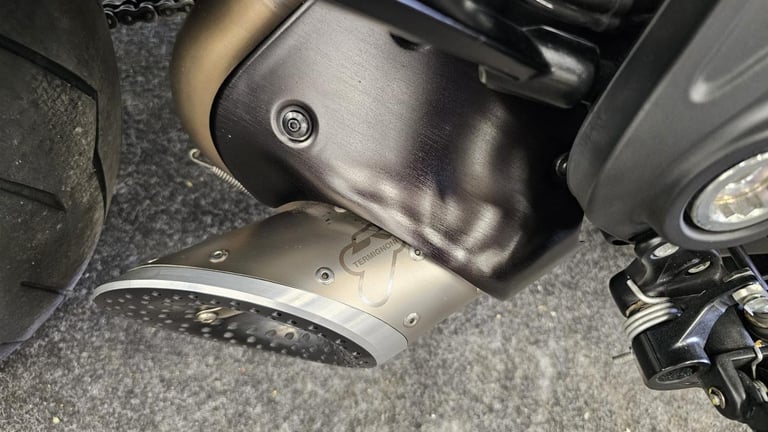 DUCATI DIAVEL 1260 ** LOW MILEAGE - TERMIGNONI EXHAUST - CRASH PROTECTORS **