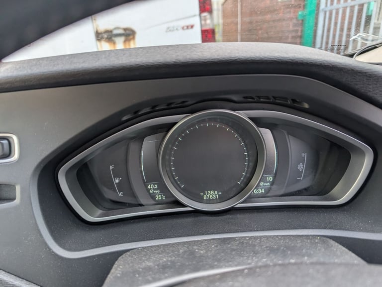 Volvo, V40, Hatchback, 2015, Manual, non-runner