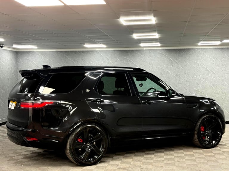 2021 Land Rover Discovery 3.0 D250 R-Dynamic S 5dr Auto TOWING PACK | HUGE SPEC ESTATE Diesel Sem...