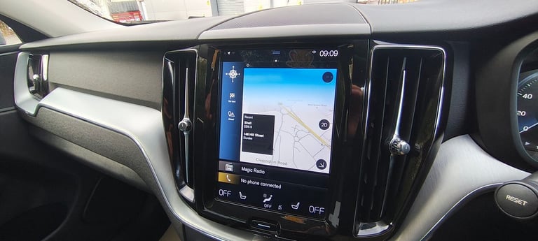 2018 Volvo XC60 2.0L Momentum Pro D4 AWD Auto SUV 5dr Diesel Automatic Euro 6 (188 bhp) SUV Diese...